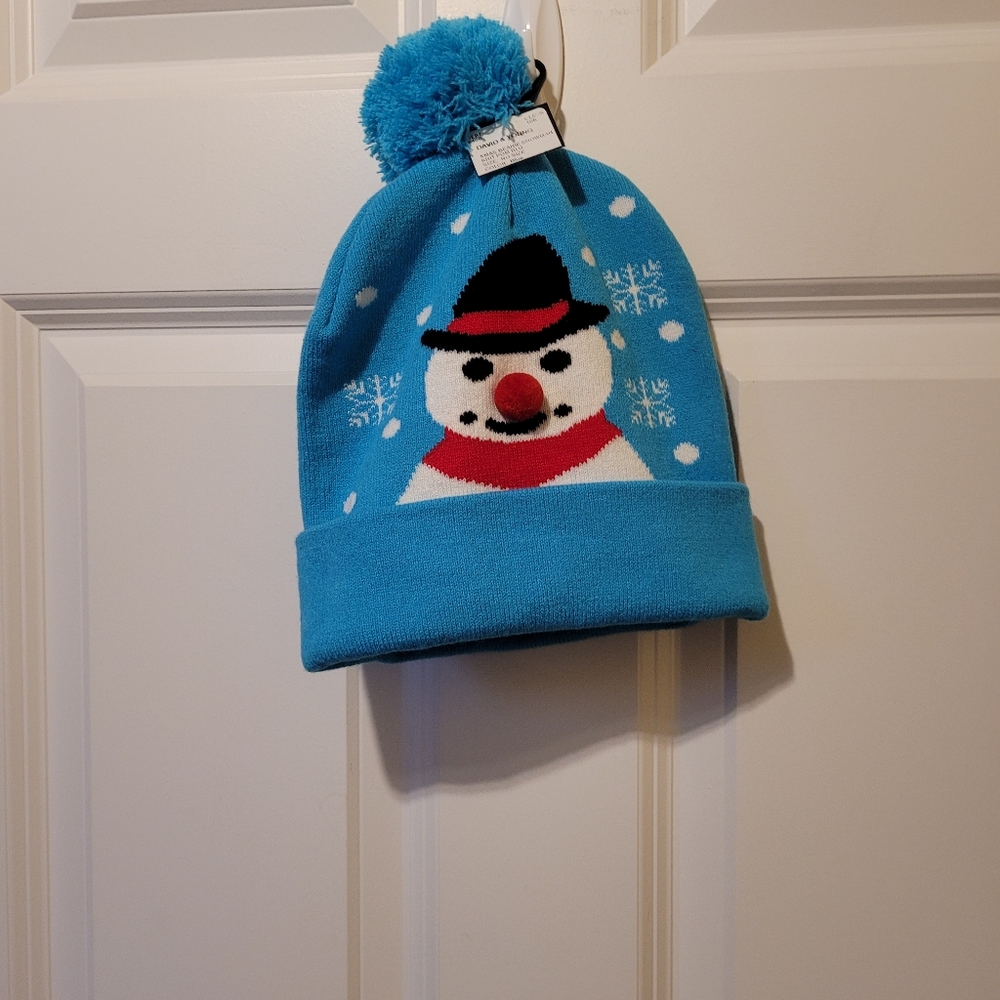 David & Young snowman hat